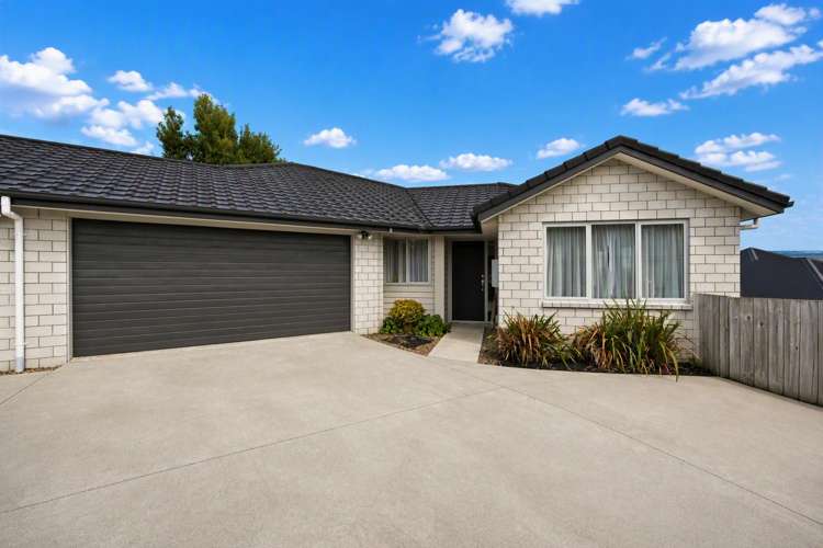 82 Sylvester Crescent_0