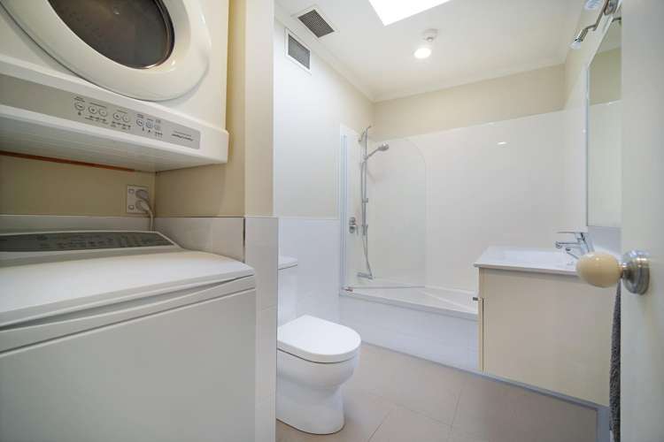 7d/8 Farnham Street Parnell_8