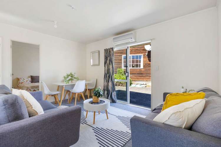 17 & 17A Heathridge Place Burswood_14