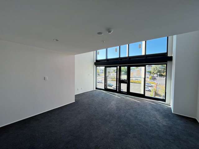 1-Bedroom Home with Lifestyle !
