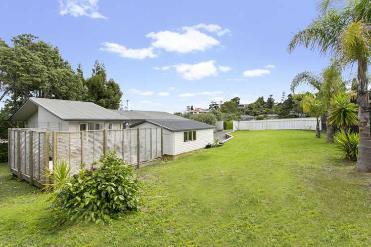 15 Scotstoun Place Glen Eden_1