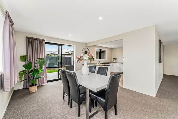 22 Sandstone Crescent Rolleston_10