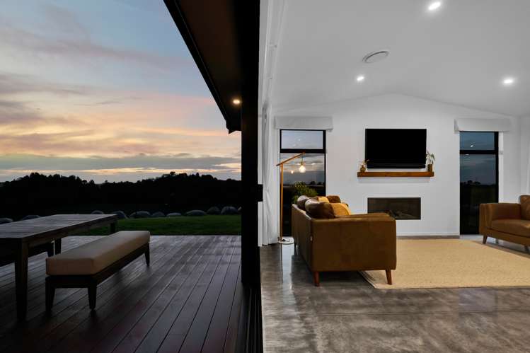 956 Richmond Road Lepperton_9