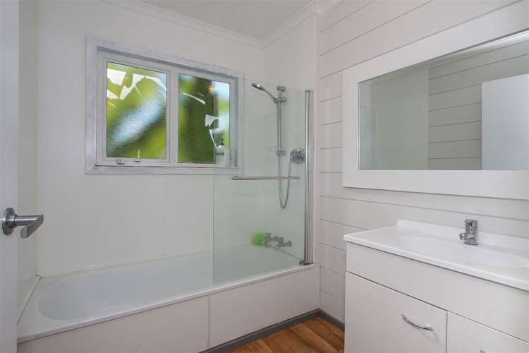 15 Taihiki Road Clarks Beach_16