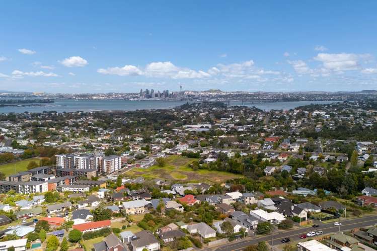 82-84 Ocean View Road Northcote_13