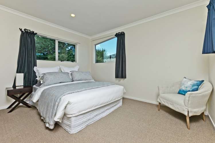 64 Medallion Drive Oteha_10