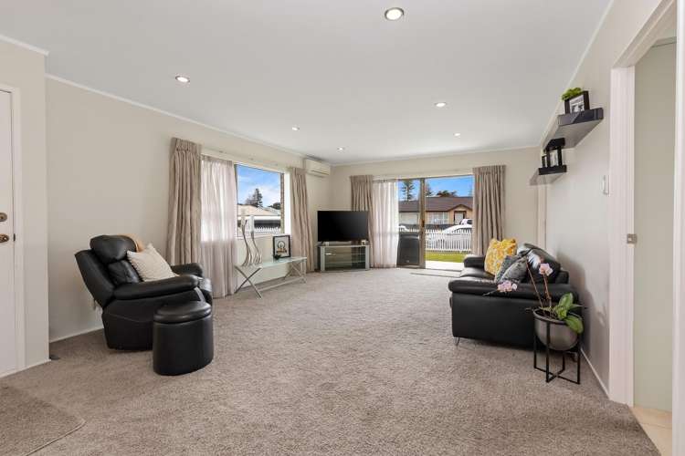 Flat 1/20 Pine Road Orewa_6