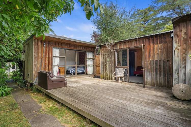 8 Foxhill Cemetery Road Wakefield_14