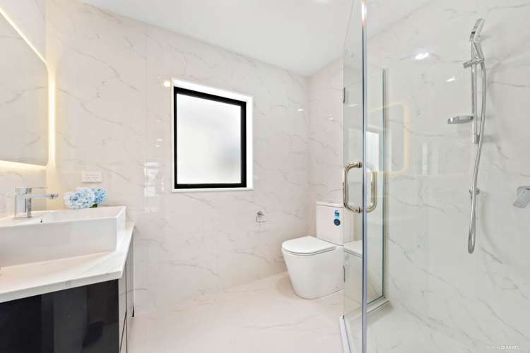 126 McQuoids Road Flat Bush_14