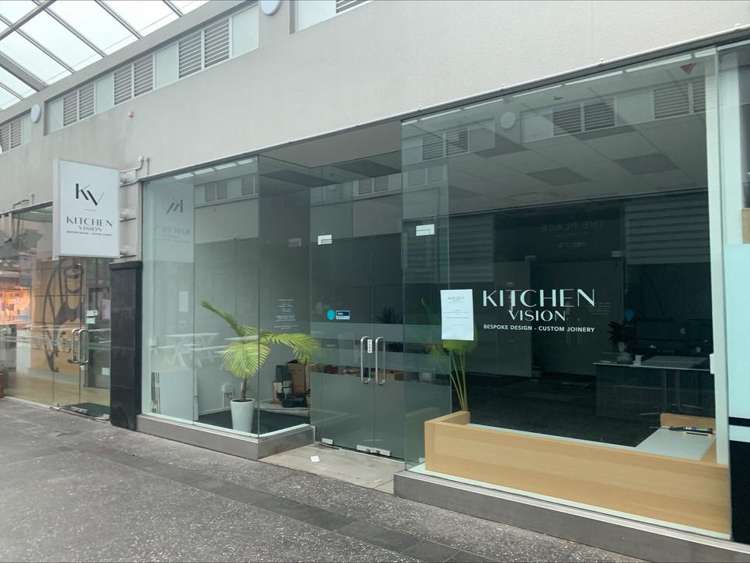 Shop 4/62-78 Hurstmere Road_0