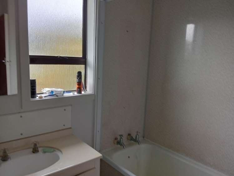 80 Half Mile Road Tuatapere_13