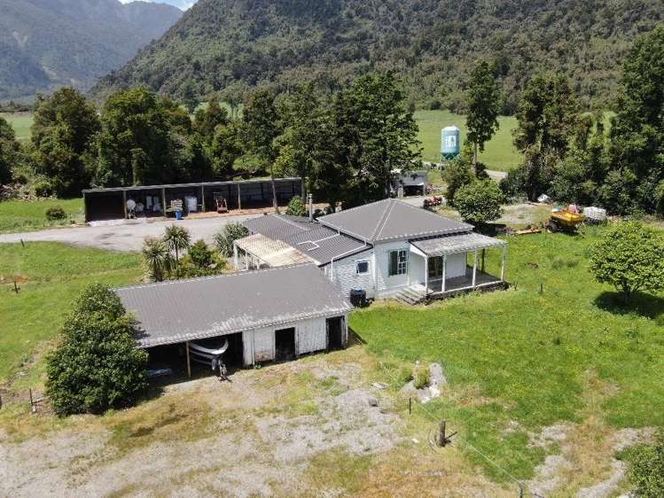 2778 Whataroa Highway Whataroa_10