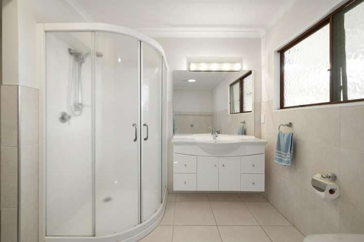 12 Kowhai Street Glenholme_16