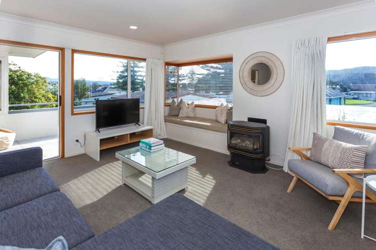 102 Saint Patricks Row Whangamata_11