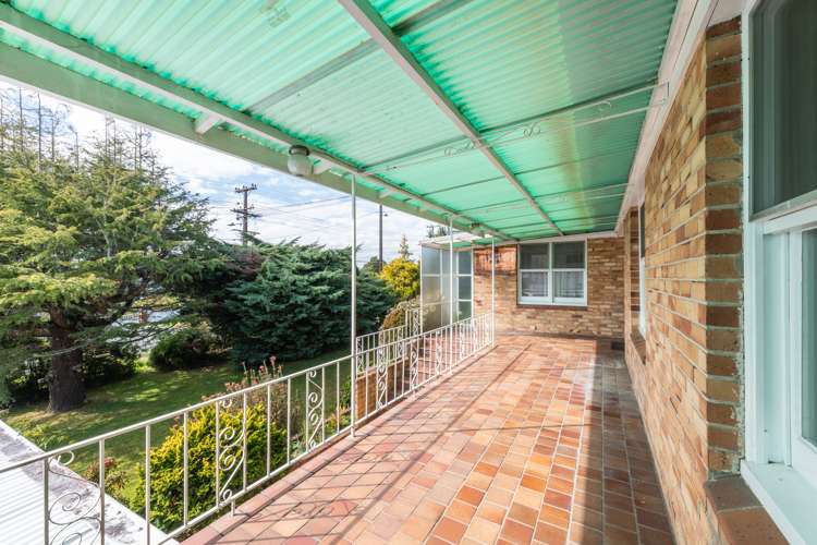 69 Willerton Avenue New Lynn_14