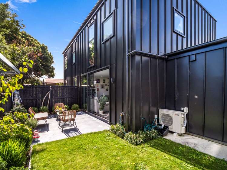 4/12 Hume Street Sydenham_11