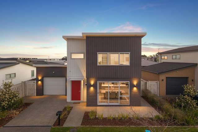 Final Viewings This Week..This Must be Sold