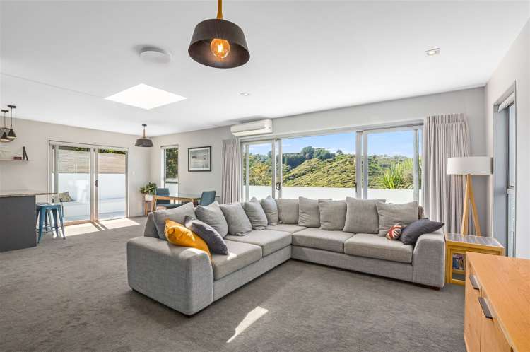 57 Gordon Road Plimmerton_6