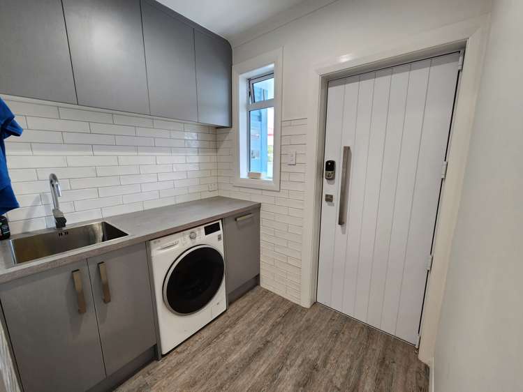 136 Shakespeare Street Greymouth_8