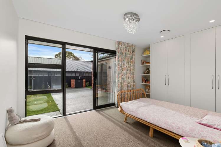 5 Hobbs Lane Harewood_13