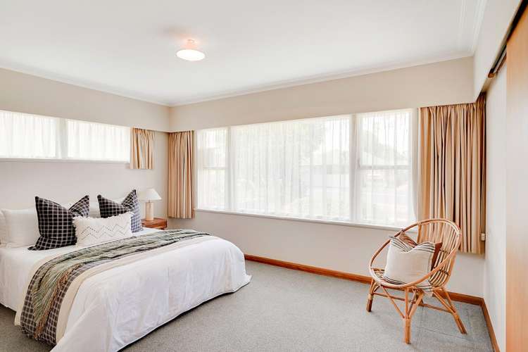 19 Scott Avenue Hamilton East_14