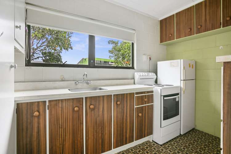 6 Thames Road Paeroa_13