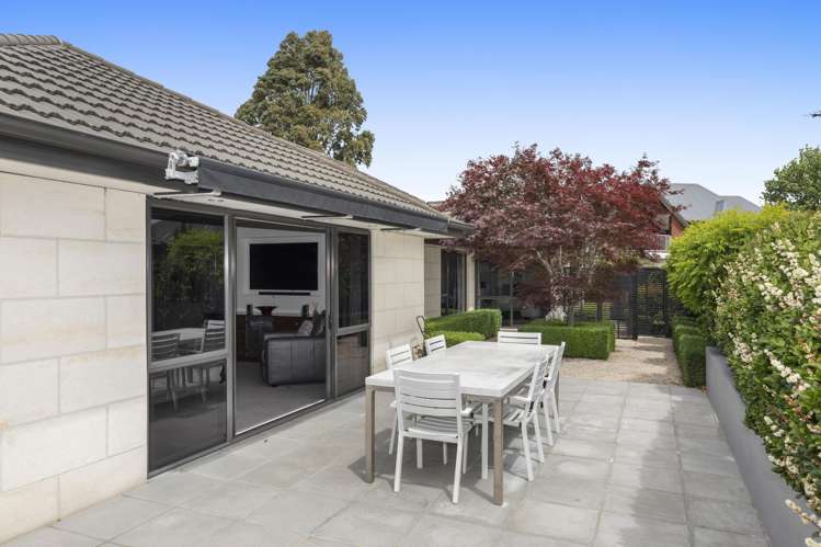 19 Regents Park Drive Casebrook_26