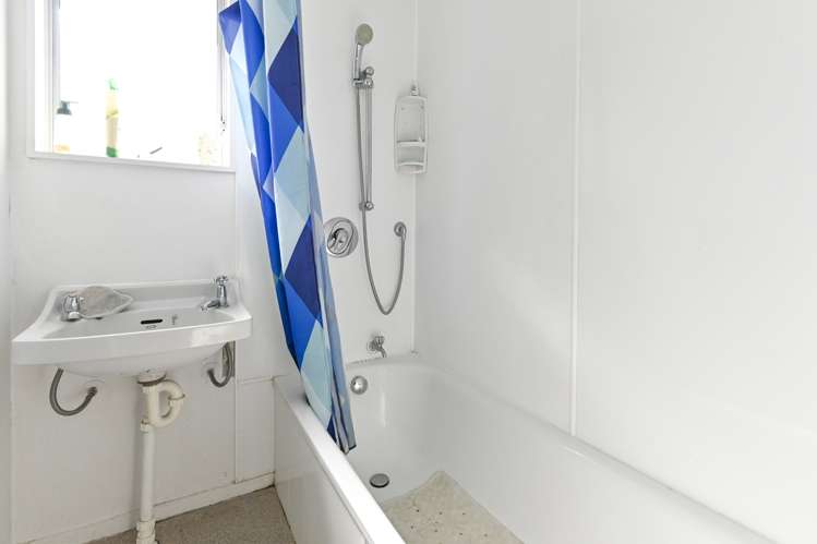 258 Flaxmere Avenue Flaxmere_16