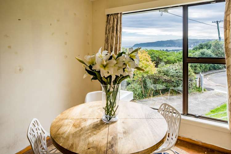 47 Kiriwai Road Paremata_7