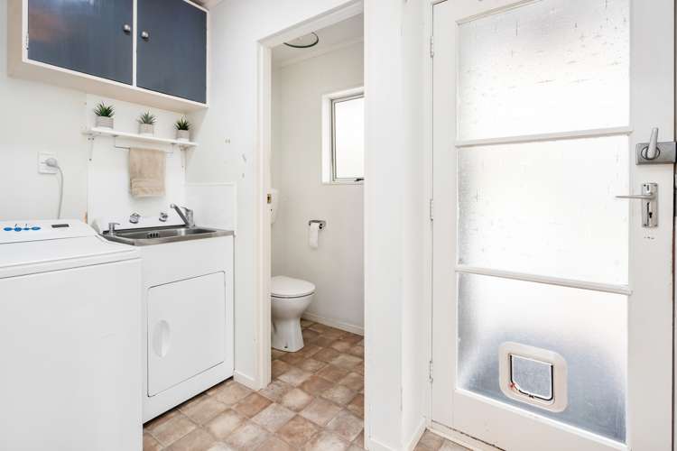 11b Robin Hood Place Onerahi_12