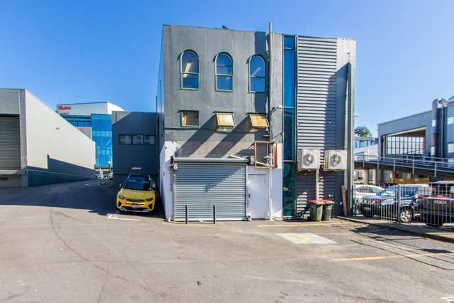 402 Broadway Newmarket_1