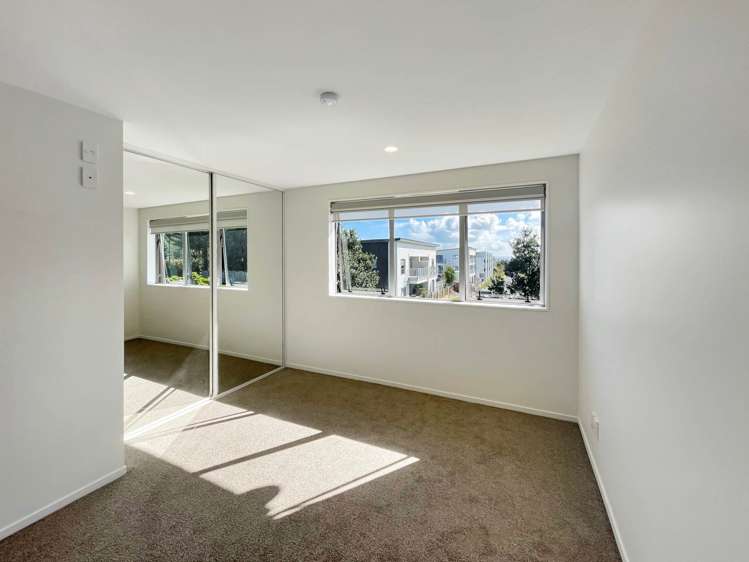 13/1 Gracechurch Drive Flat Bush_11