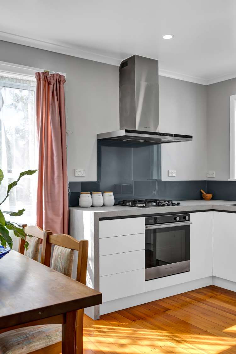 139 Tukapa Street Westown_7