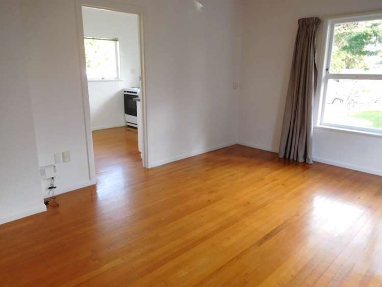 1/33 Lake Pupuke Drive Takapuna_4