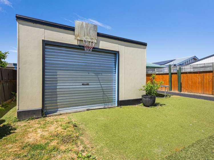 905 Willowpark Road North Mayfair_31