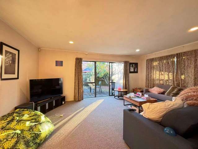 4/9 Dunn Place Farm Cove_3