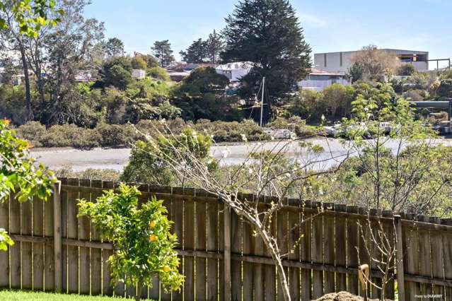 14 Aronui Terrace Kelston_3