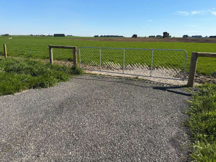 215 Orr Road Waimatua_6
