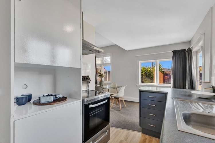 12 Randolph Street Woolston_11