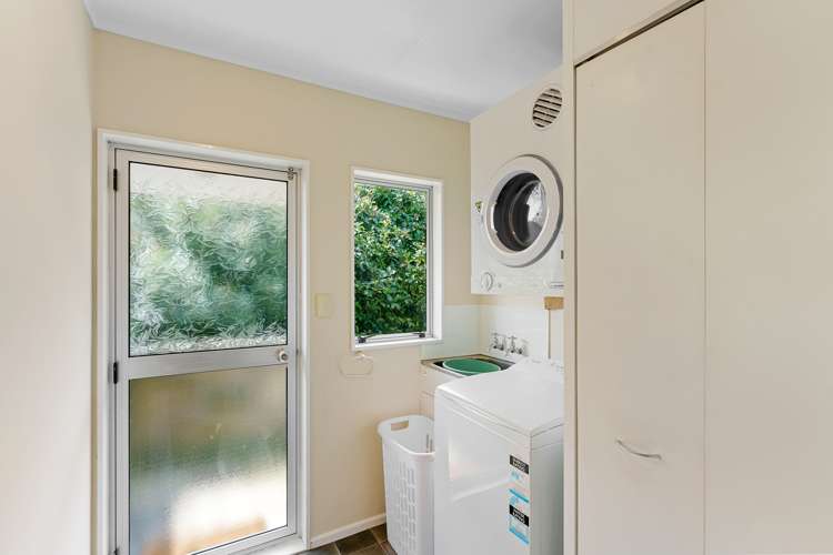 83 Huia Street Waikanae_11