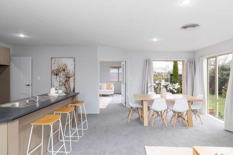 62 Kotuku Crescent Woolston_7