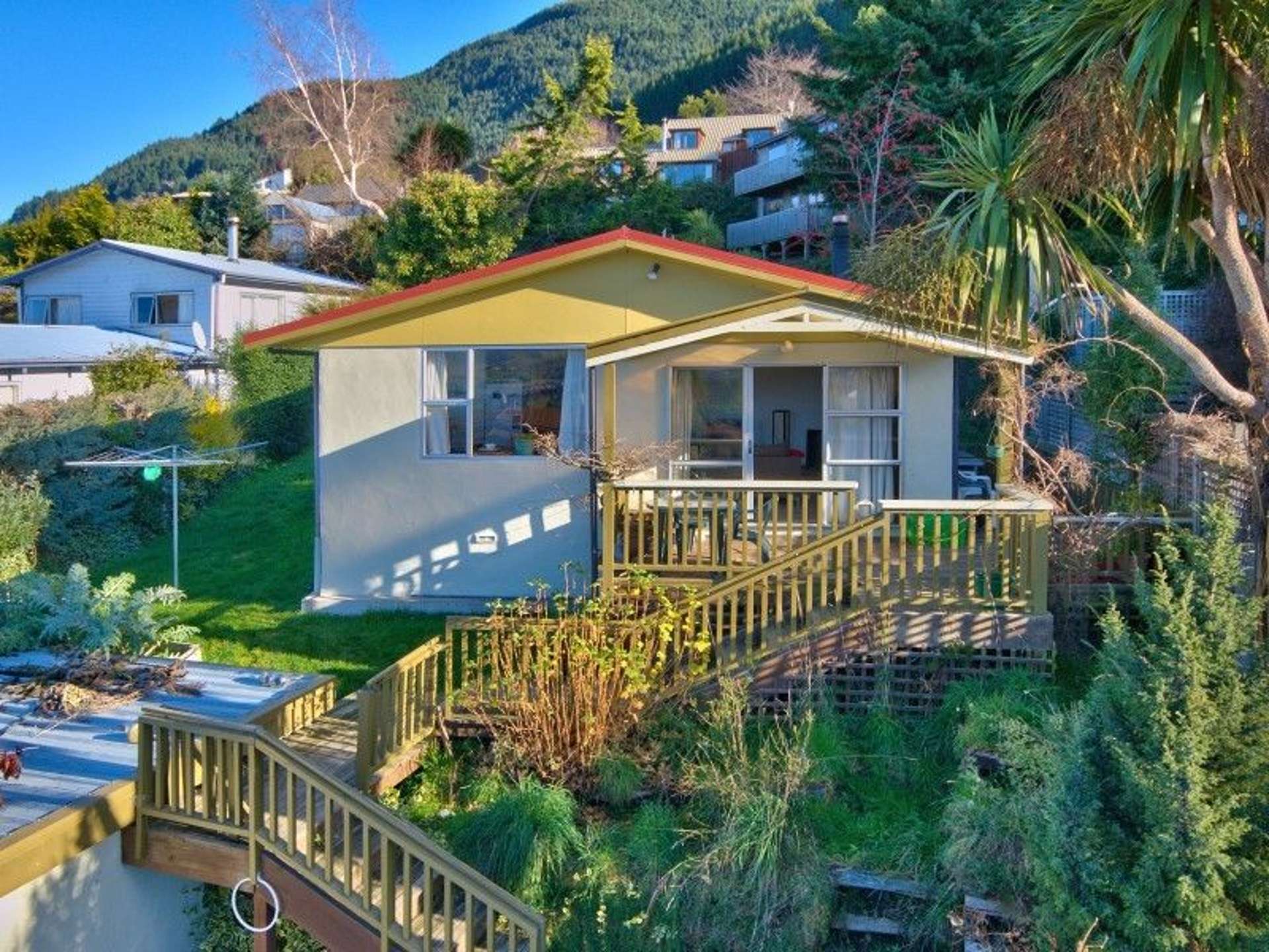 30 Avalon Crescent Fernhill/Sunshine Bay_0