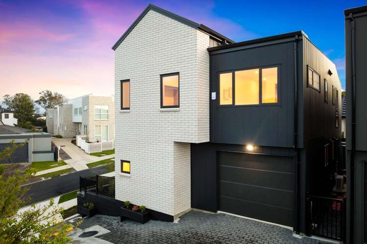 3A, 3B and 3D Towra Place Botany Downs_37