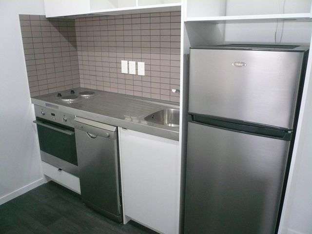 1004/20 Mccrae Way New Lynn_3