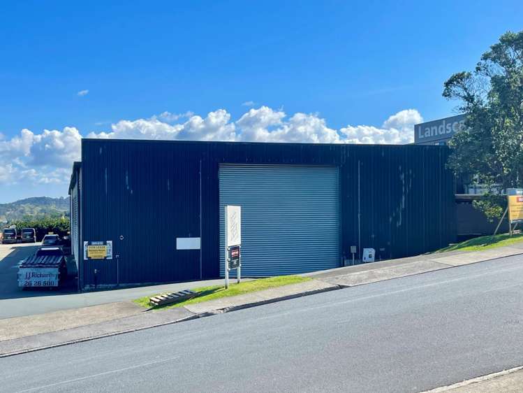 Unit I/4 Titan Place Silverdale_8