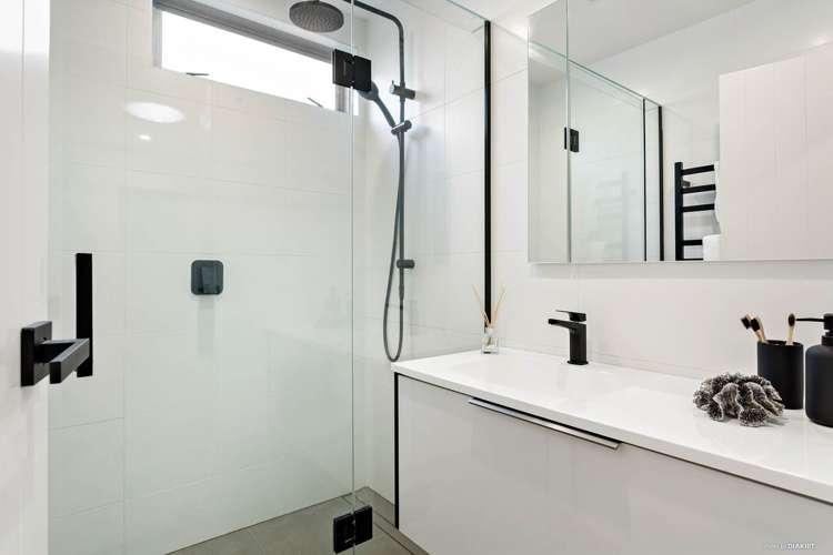 15 Gulf View Road Murrays Bay_27