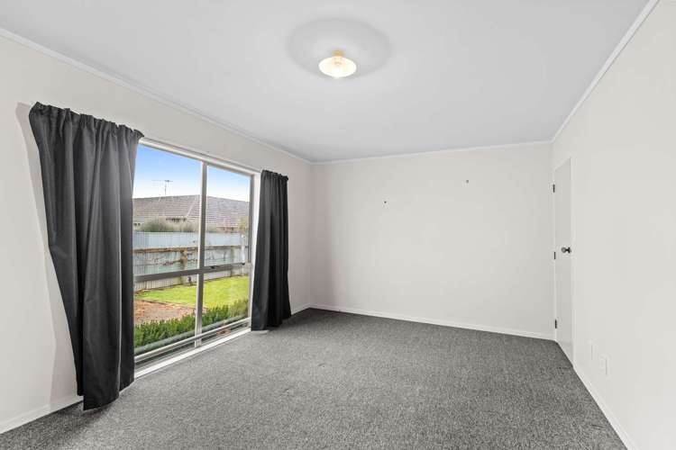 3 Kirkcaldie Grove Levin_14