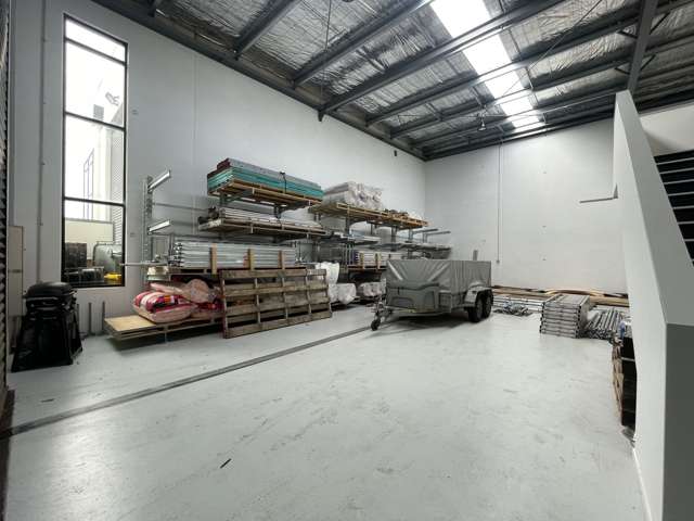 Unit D/32 William Pickering Drive Rosedale_2