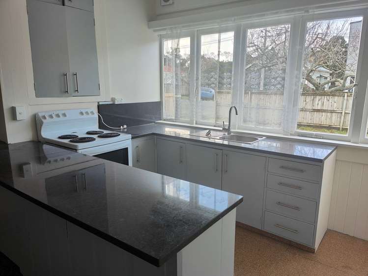 2/6 Arcadia Road Epsom_4