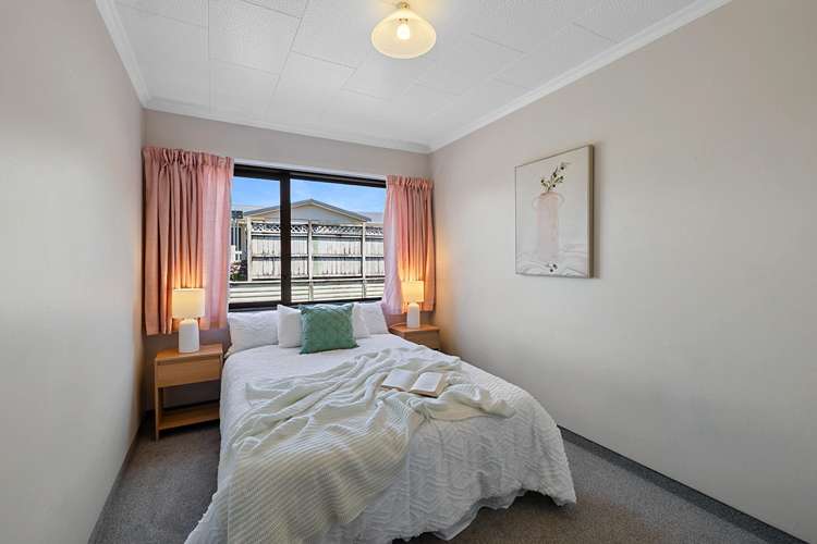 8 Julian Place Westown_16